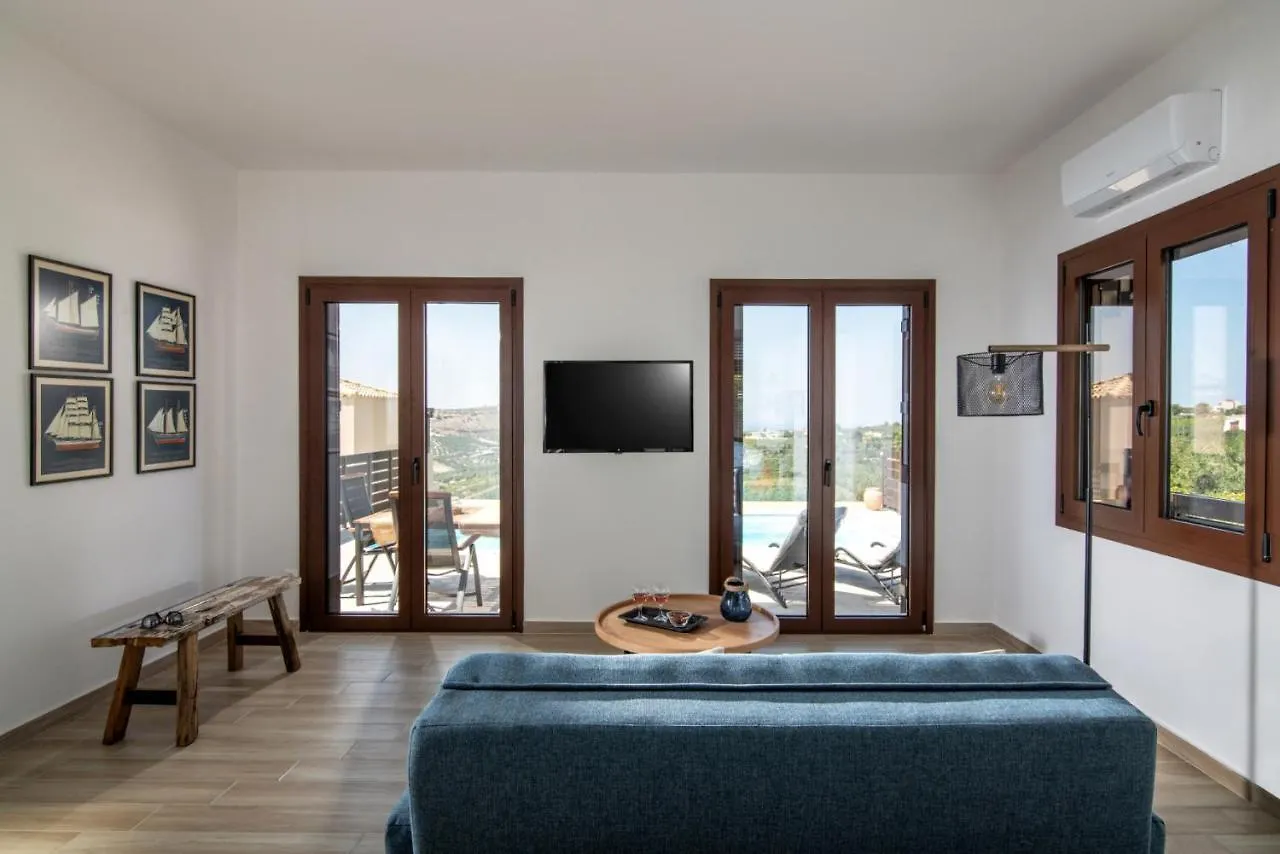 Brand New Villa Plyto - Amazing Views - Heated Pool Epano Vathia